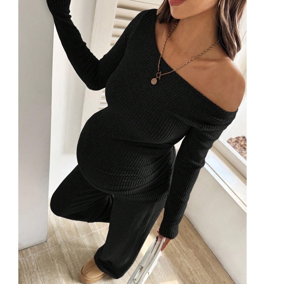 Maternity Wide Scoop Neck Ribbed Long Sleeve Top Wide Leg Pants Set - Picture 10 of 14